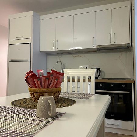 Апартаменти Skanderbeg Apartament Тирана Екстер'єр фото